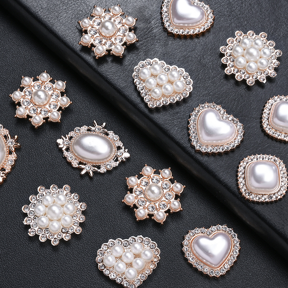 20pcs White Love & Flower Flatback Beads with Rhinestones